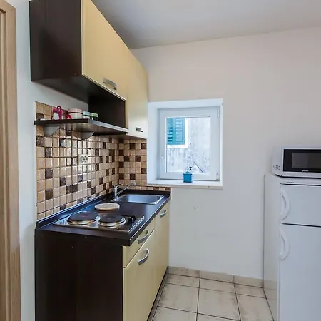 Antonio Apartment Makarska
