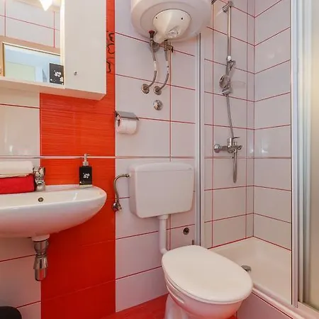Apartment Antonio Makarska