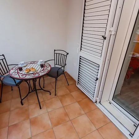 Antonio Apartment *